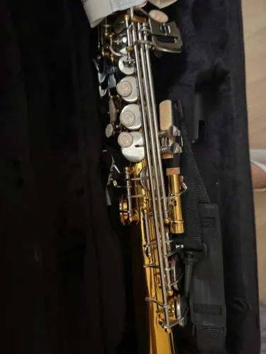 Saxofone Soprano Jahnke Sib Reto Dourado - Instrumento Novo