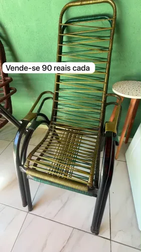 Lindas cadeiras  90 reais cada 