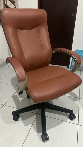 Cadeira de Escritório Giratória Reclinável - Confortável
