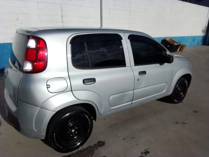 Fiat Uno Vivace/rua 1.0 EVO Fire Flex 8V 5P 2014