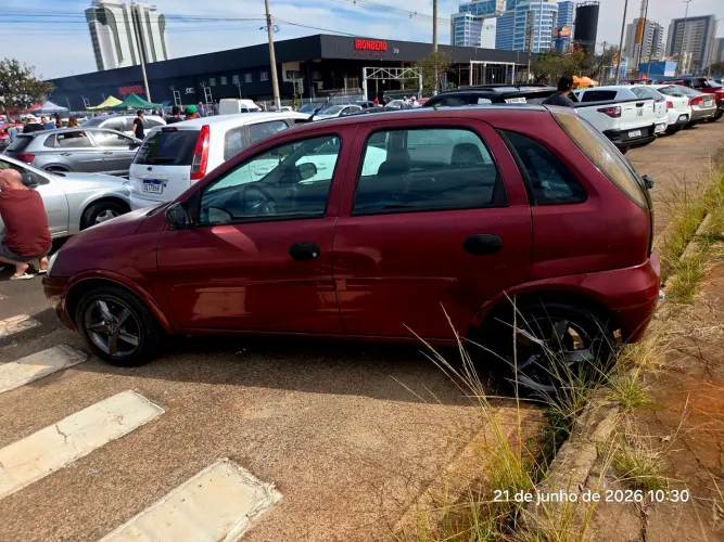 Chevrolet Corsa Hat. Maxx 1.4 8V Econoflex 5P 2011