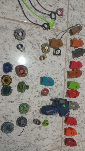 Beyblade mfb lote