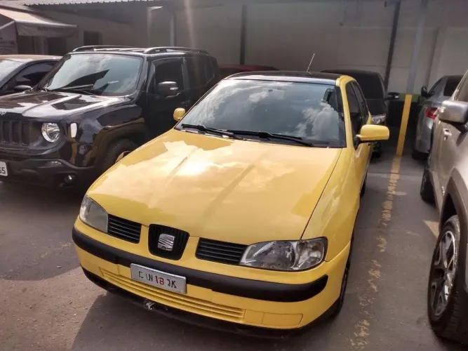 Seat Ibiza 1.0 16V 4P 2002