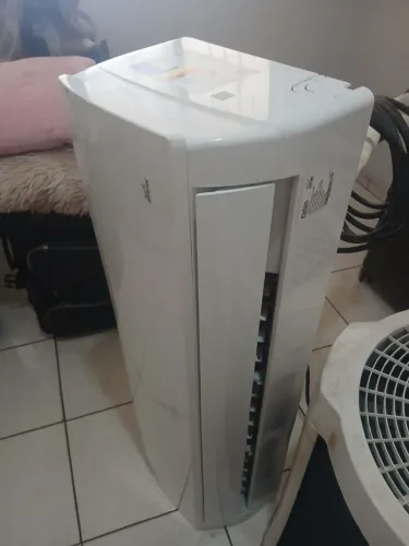 Vendo Ar-condicionado Philco inverter 24 mil btus. 220wts 