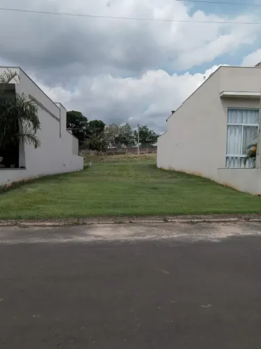 TERRENO A VENDA EM CONDOMÍNIO MONTE VERDE MONTE MOR SP
