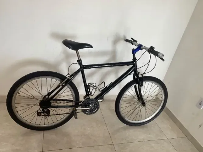 Bicicleta preta