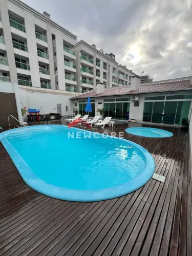 Apartamento em Avenida Emanuel Pinto - Centro - Balneário Piçarras/SC