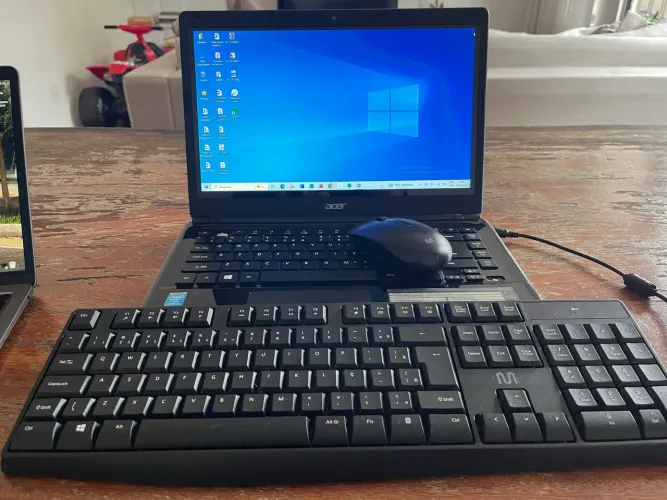 Notebook Acer Aspire E1-470P | Core i3 | 8GB | SSD 240GB