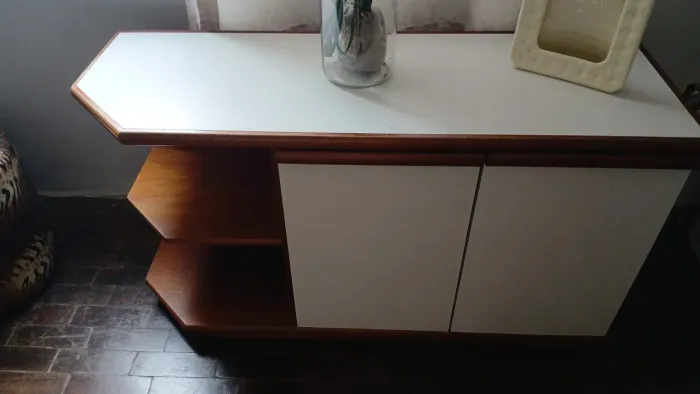 Balcão com gavetas