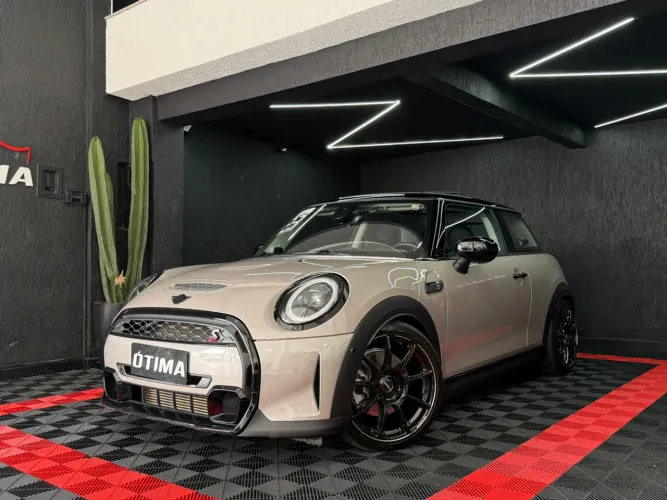 Mini Cooper S 2.0 Turbo 16V 3P Aut. 2023