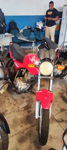 HONDA CG TITAN 150 KS VERMELHA 2006 Shalon veículos Cariacica