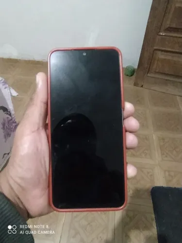 Vendo esse celular poco C75 256 GB celular de mulher muito conservado funcionando