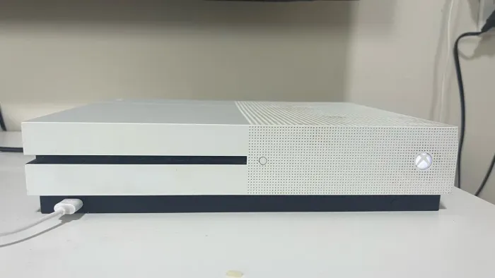 XBOX ONE S 500gb + jogos digitais