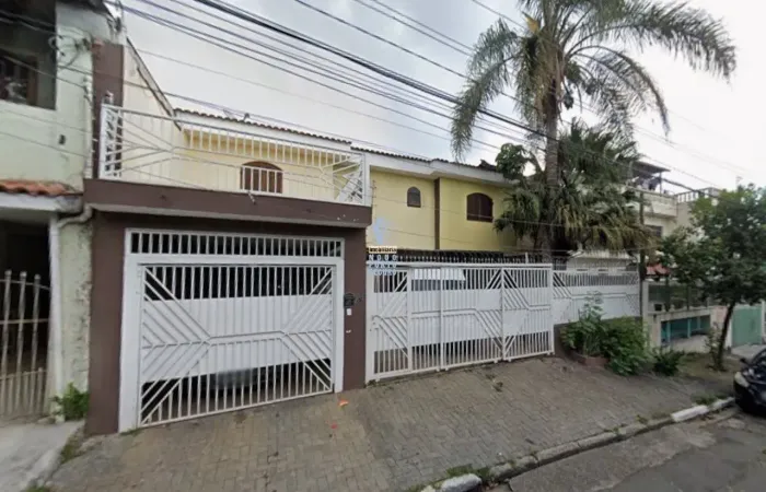 Casa para locação no Parque Novo Mundo.