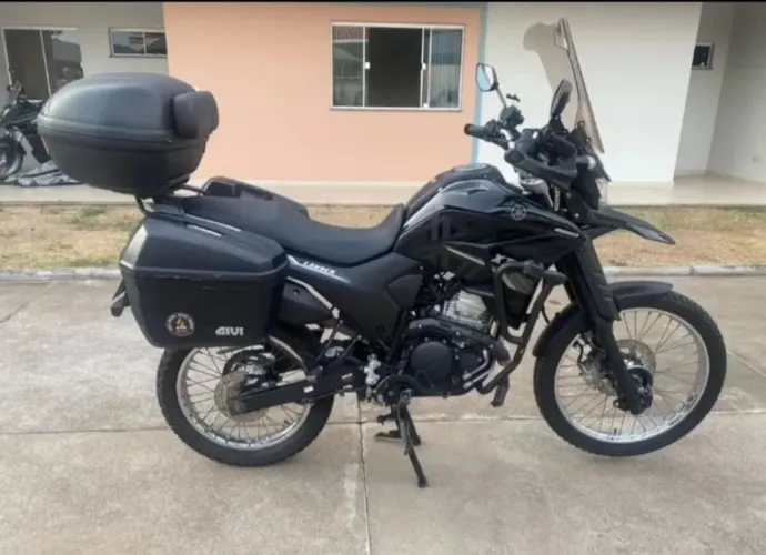Vende-se Lander xtz 250 /2022 completa