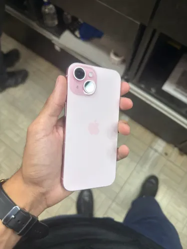iPhone 15 128GB