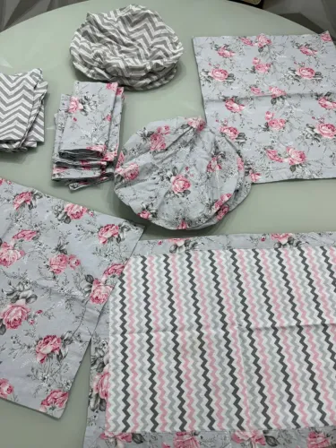 Kit mesa posta pouco usado