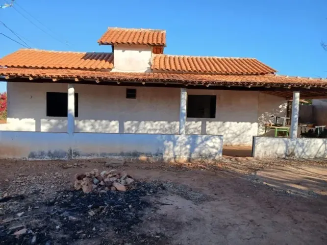 CHÁCARA à VENDA - 1.000 m² | CONDOMÍNIO | 8 KM DE MONTES CLAROS (SAÍDA PARA JURAMENTO)