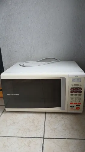 Micro-ondas com defeito