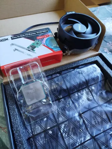 Kit Upgrade B450M, Ryzen 5 4500 e adaptador de rede