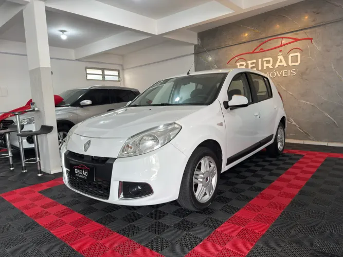 Renault Sandero Privilège Hi-flex 1.6 16V 5P AUT 2013