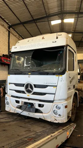 CABINE MERCEDES ACTROS 2651 ANO 2020 | BH-MG