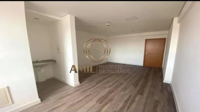 EXCELENTE SALA COMERCIAL DE 28 M², COM 1 VAGA PRIVATIVA PARA LOCAÇÃO NO BOULEVARD OFFICES,