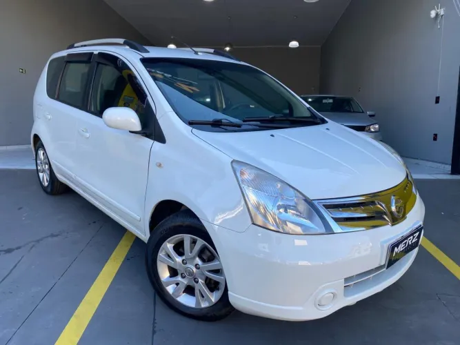 Nissan Livina S 1.8 16V Flex Fuel Aut. 2014