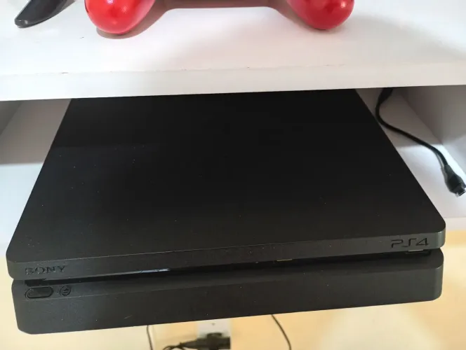 Vendo PS4 na Caixa