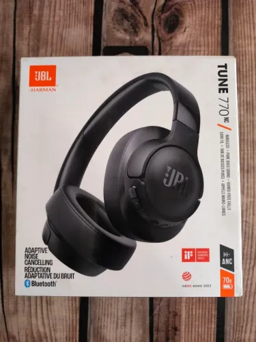 Fone de ouvido JBL 770nc