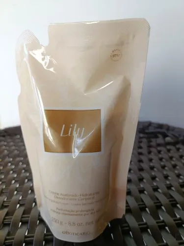 Refil Lily