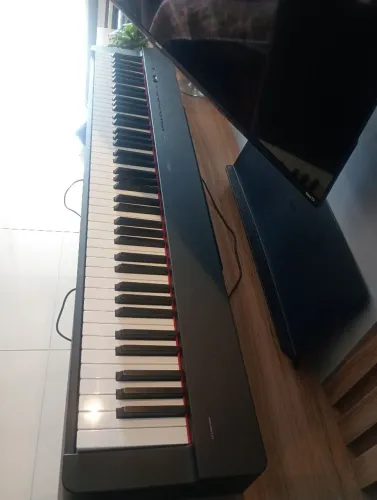 Piano Digital Yamaha p 225