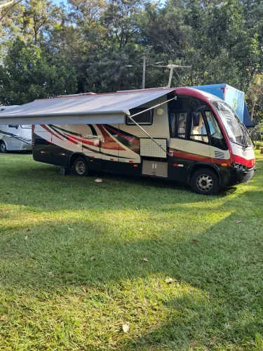 Motorhome M.Benz 915 ano 2011, 4 cilindros. Montado em março de 2024. Está com 11.800 km