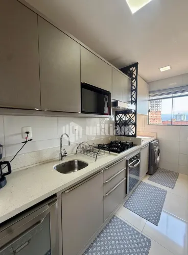 APARTAMENTO 1 SUÍTE + 1 DORMITÓRIO SEMI-MOBILIADO NA SANTA RITA