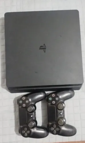 PS4 SLIM 1TB