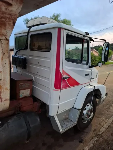 Mercedes 1621