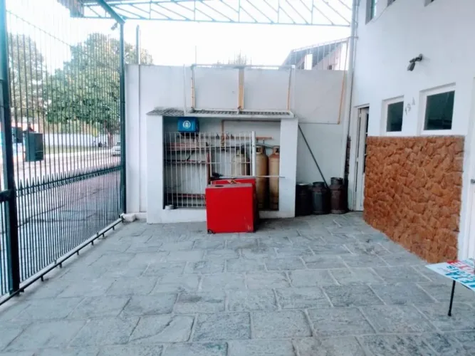 Ponto à venda, 320 m² por R$ 750.000,00 - Horto Municipal - Campos dos Goytacazes/RJ