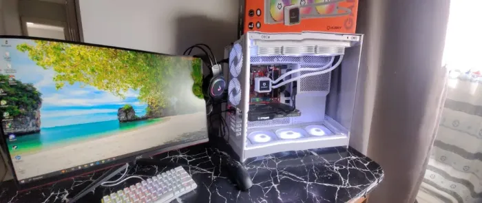 PC GAMER RYZEN 7 5700G + 16 RAM + NVME 512 GB