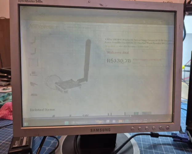 Monitor LCD Samsung syncmaster 15 polegadas modelo 540n (com defeito)