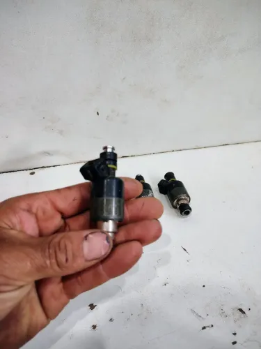 Bicos injetor Corsa Wind 1.6 8v 