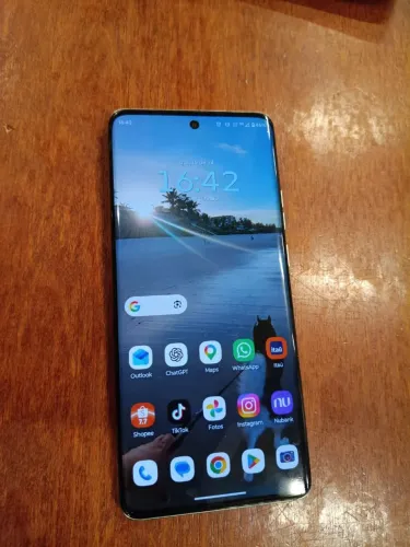Motorola Edge 40 com nota fiscal e caixa