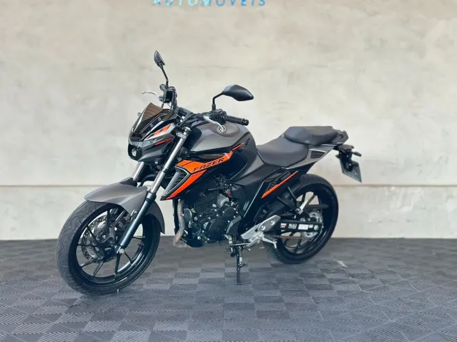 Yamaha FZ25 250 FAZER CONNECTED