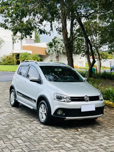 Volkswagen Crossfox 1.6 MI Total Flex 8V 5P 2011
