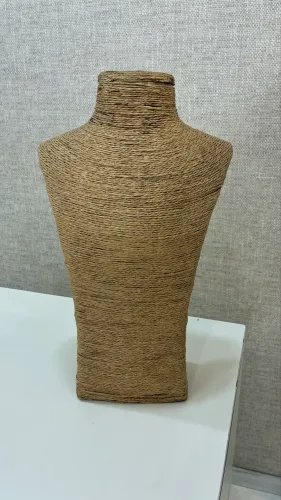 busto pequeno cisal para bijuterias