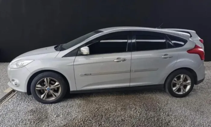 Ford Focus 1.6 S/1.6 SE Flex 16V 5P AUT 2014