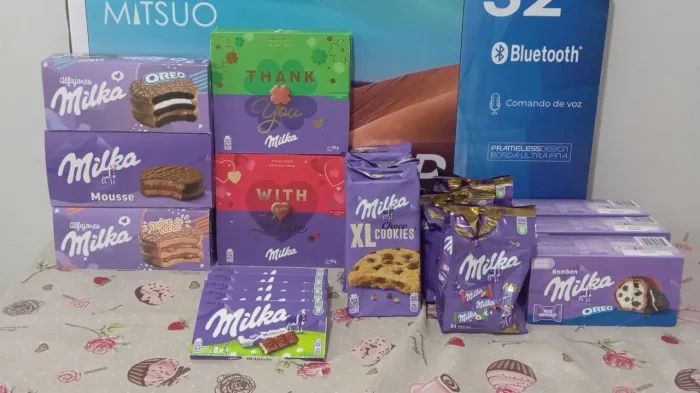 Variedades de chocolates Milka e alfajor