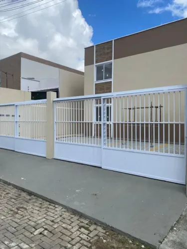 Imóvel para venda com 50 metros quadrados com 2 quartos em Barrocão - Itaitinga - CE
