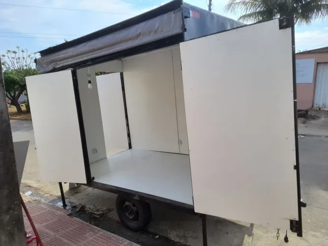 Vendo trailer documentado