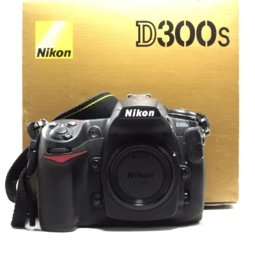 Câmera Nikon D300s Corpo Impecável Apenas 1964 Clicks Na Caixa