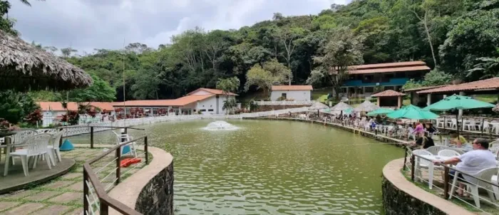 Vendo Ação no Remanso Hotel de Serra.